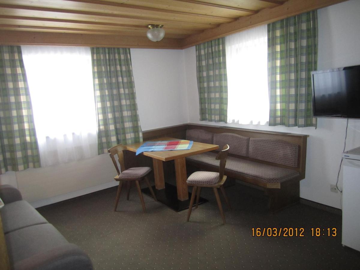 Charlys Ferienwohnung Samnaun Rom bilde